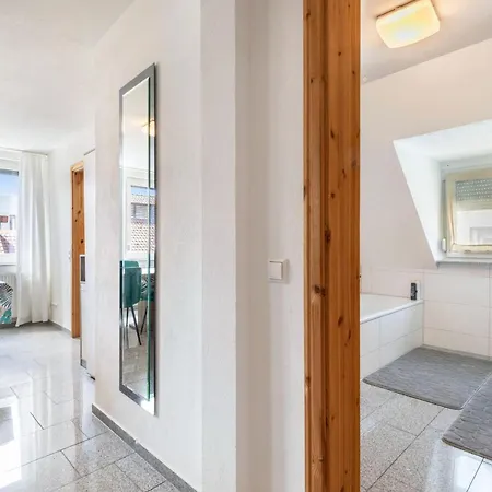 Mit Parkmoeglichkeit Apartamento